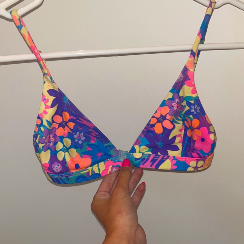 Kulani Kinis bikini top